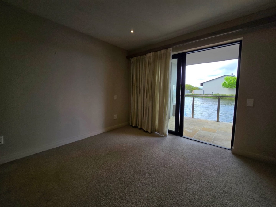 To Let 2 Bedroom Property for Rent in Oubaai Western Cape